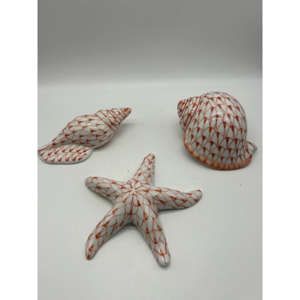 Andrea By Sadek White Ceramic Starfish and Shell Accent Set with Orange Pattern